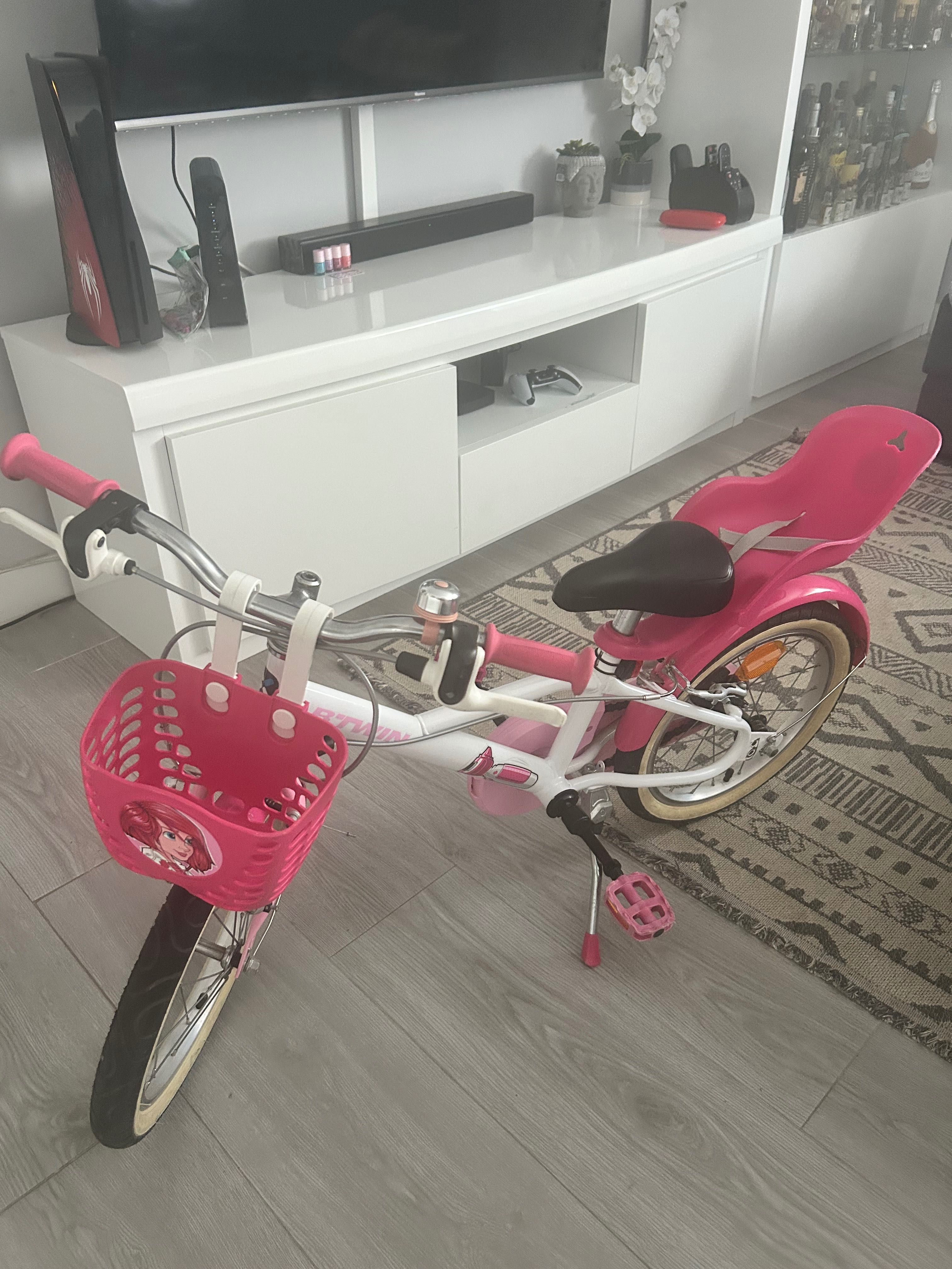 Bicicleta menina