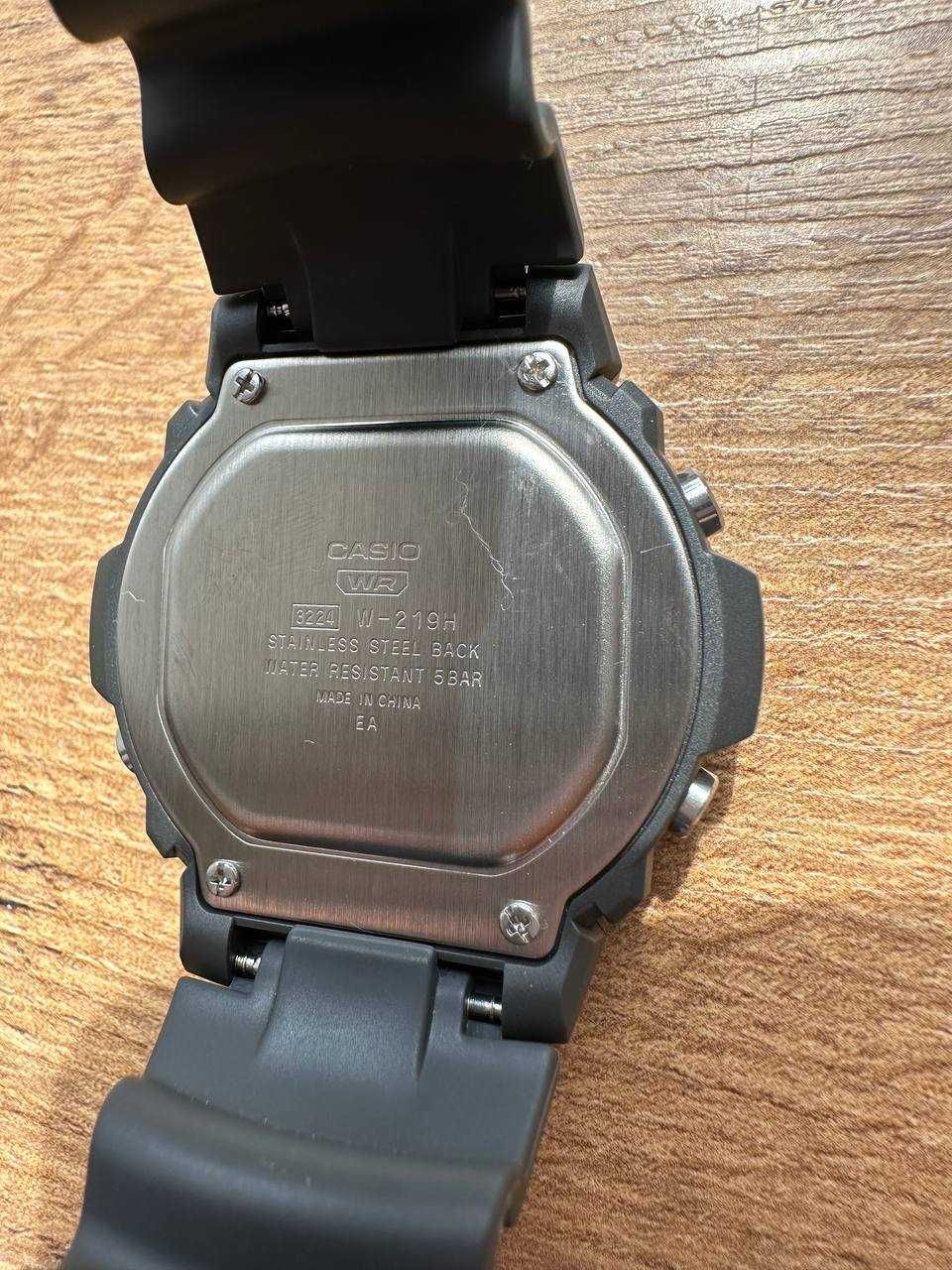 Наручные часы Casio W-219H-8B Новые!