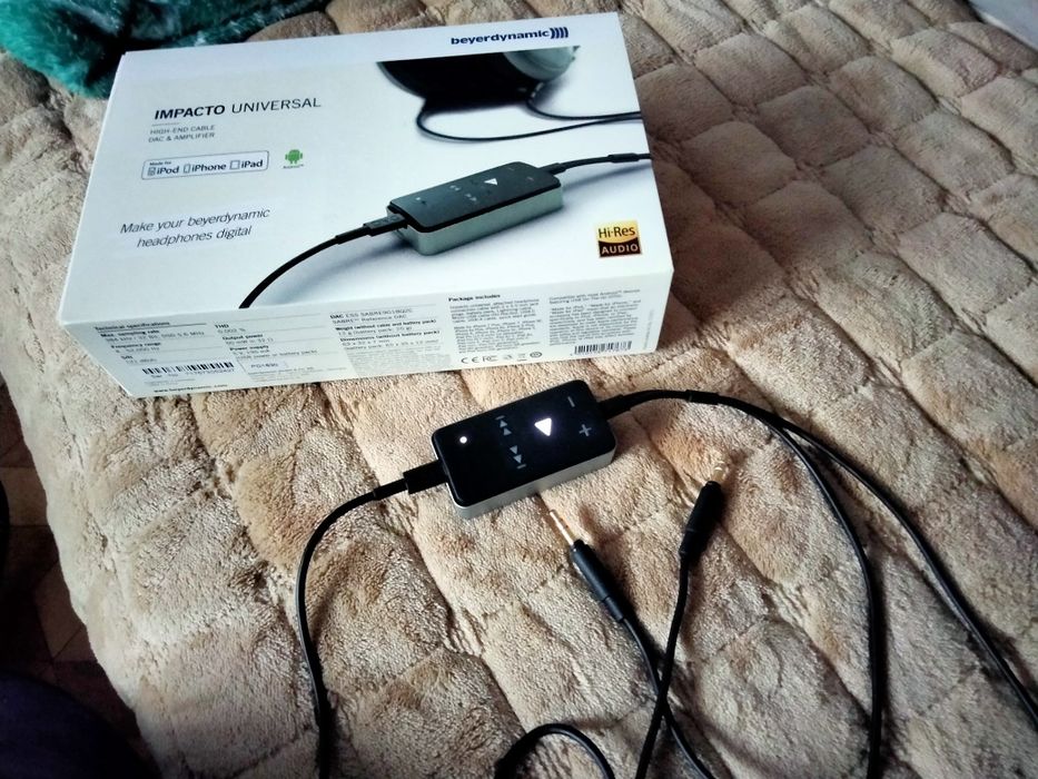 Beyerdynamic Impacto Universal High-End DAC i wzmacniacz słuchawkowy .