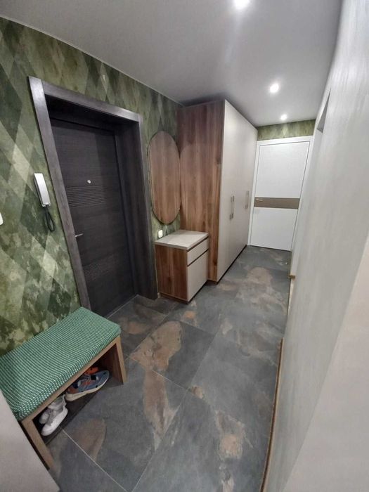 Продам 2к квартиру на ж/м Тополь