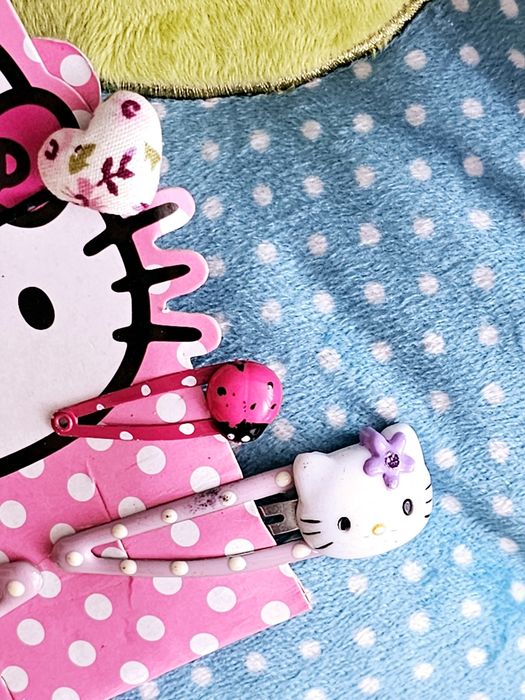 Hello Kitty wsuwki spinki zapinki do włosów swieta  prezent