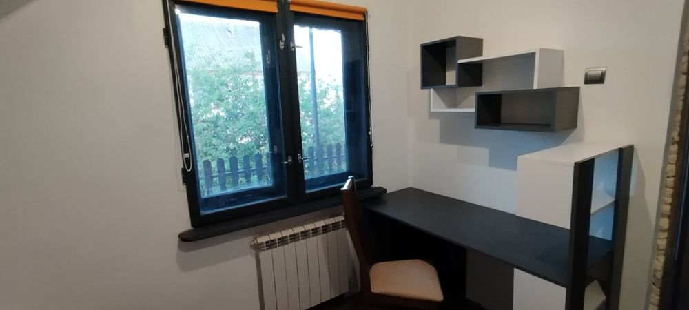 Подобово довготривало кімната в будинку