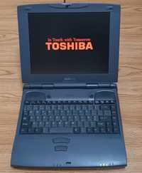 Portátil retro Toshiba Satellite 2550 CDT para peças/reparação