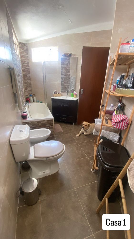 Moradia T4 transformado em 2 casas independentes- Portimão