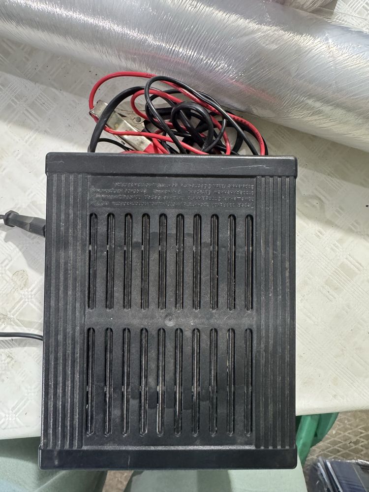 Продам зарядне Орион pw 325