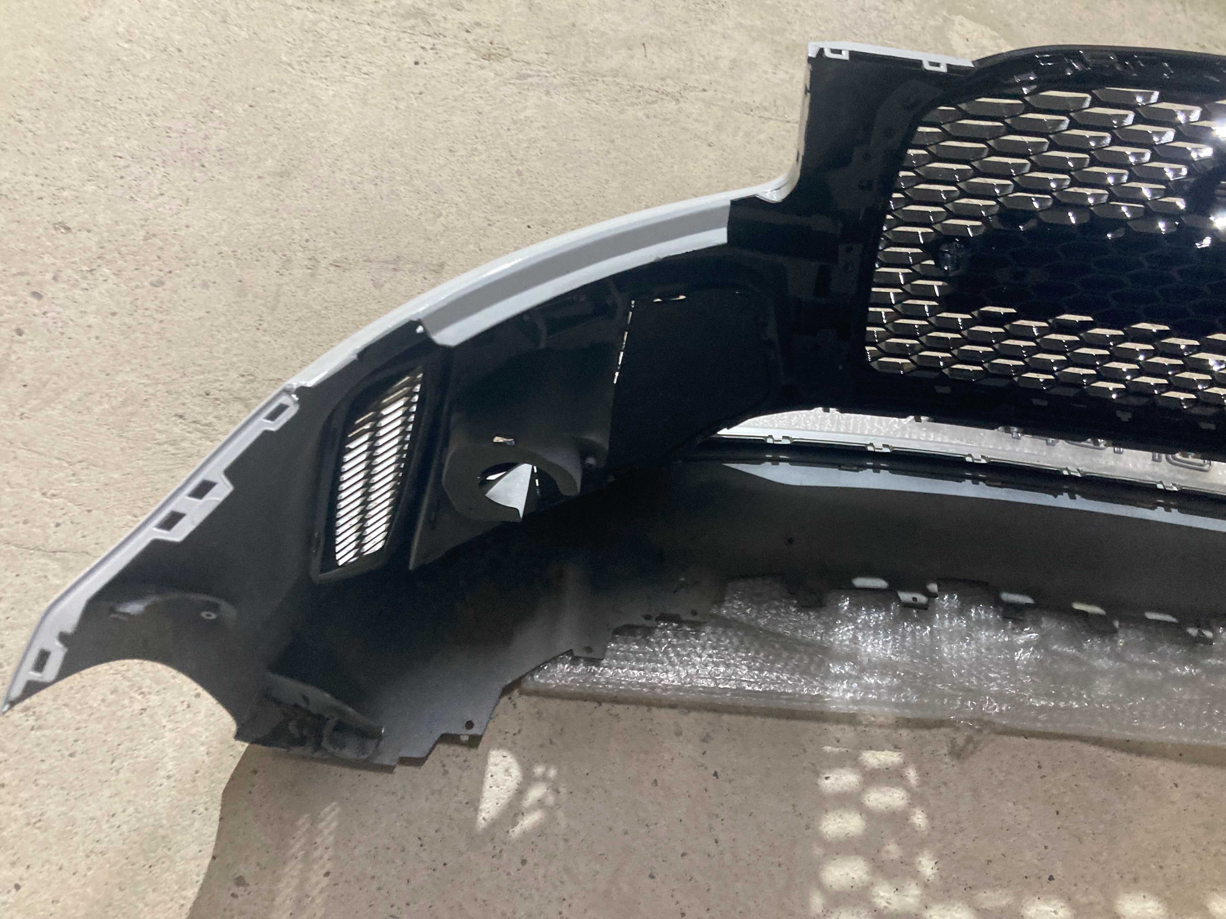 Передний бампер в стиле RS на Audi Q5 8R 2012-2016 год.Уценка.