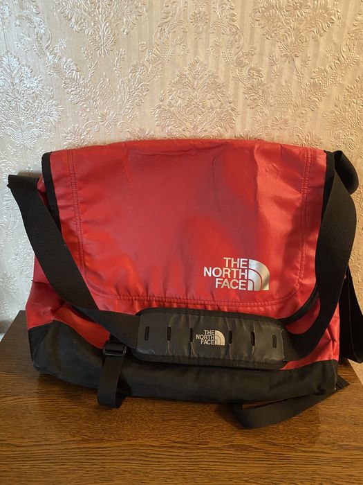 The north face мессенджер