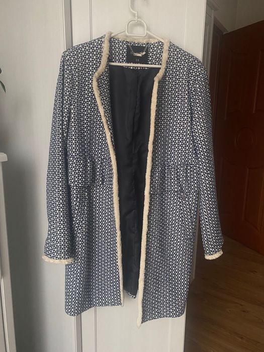 Płaszcz damski baskinka wzory vintage top secret elegancki 36