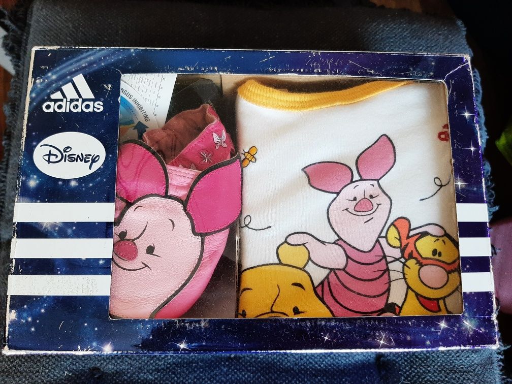 Adidas Disney zestaw śliniaczek i butki, 6-12 miesięcy