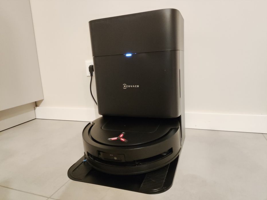 Robot sprzątający Ecovacs Deebot T80 OMNI Czarny