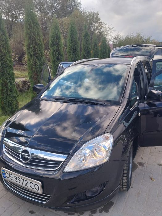 Продам авто Opel Zafira B