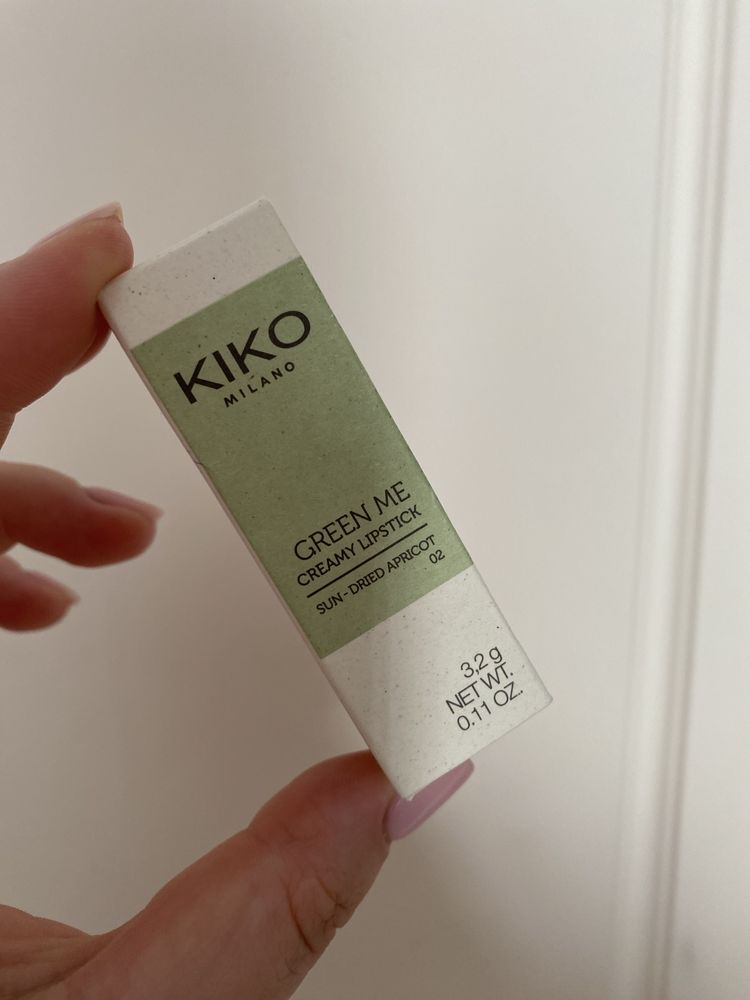 Помада Kiko Milano Green Me Creamy Lipstick цвет 02