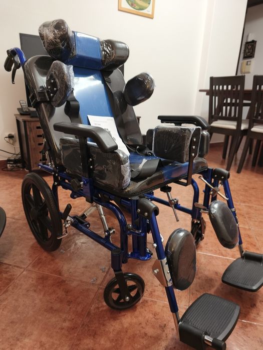 Cadeira de Rodas Neurológica NOVA