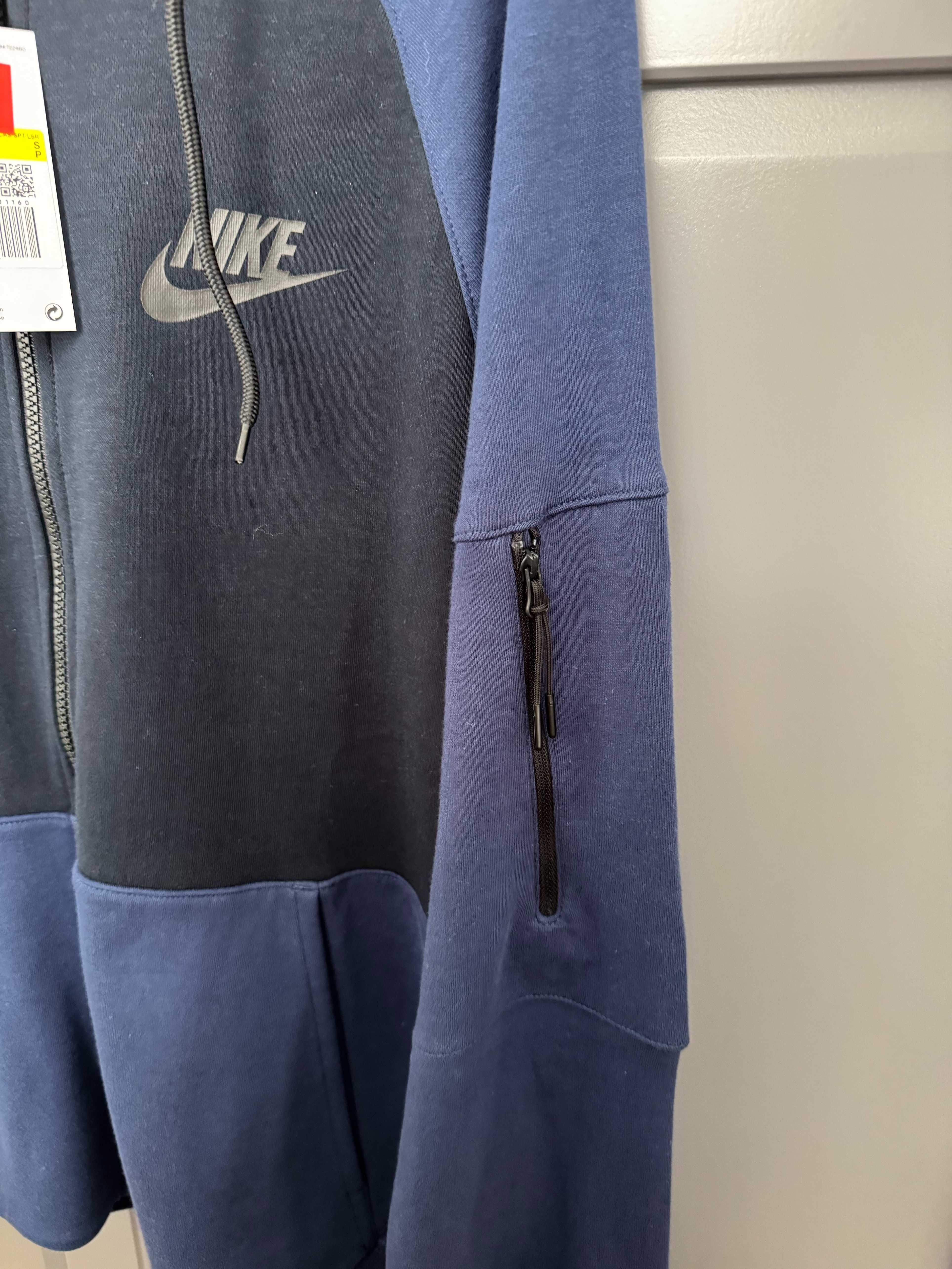 Bluza Nike Tech Fleece granatowa, nowa z metką, rozmiar S