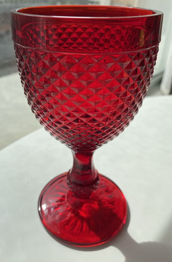 24 copos de vidro vernelhos Marinha Grande