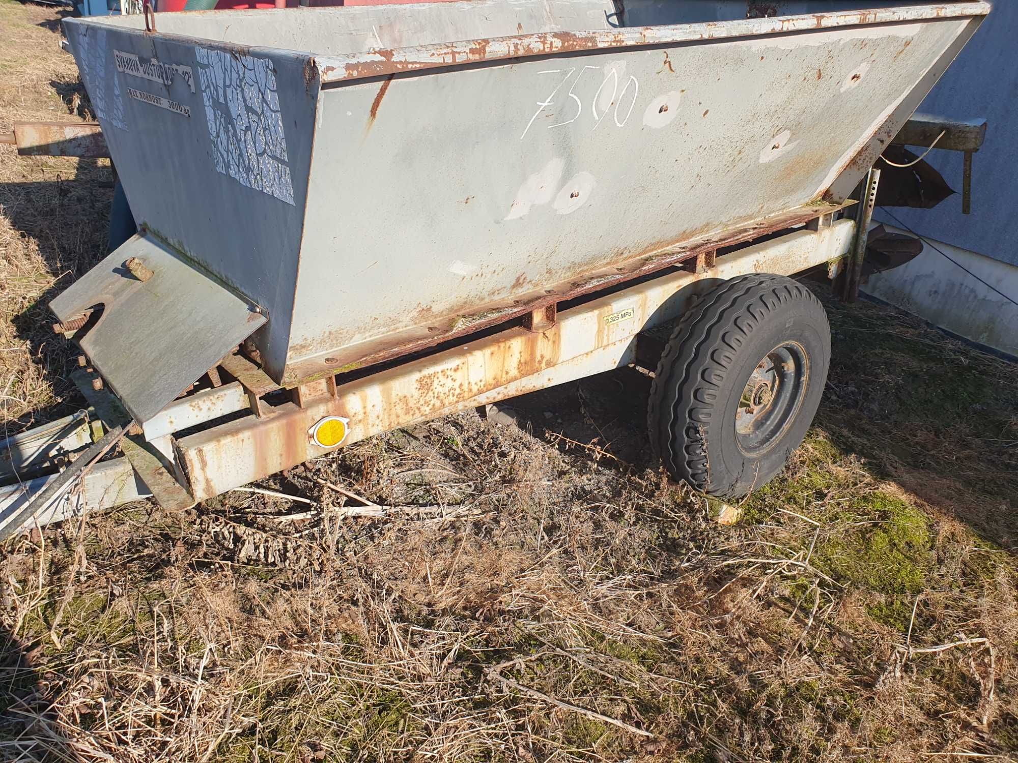 Rozsiewacze do wapna i nawozow rcw-3