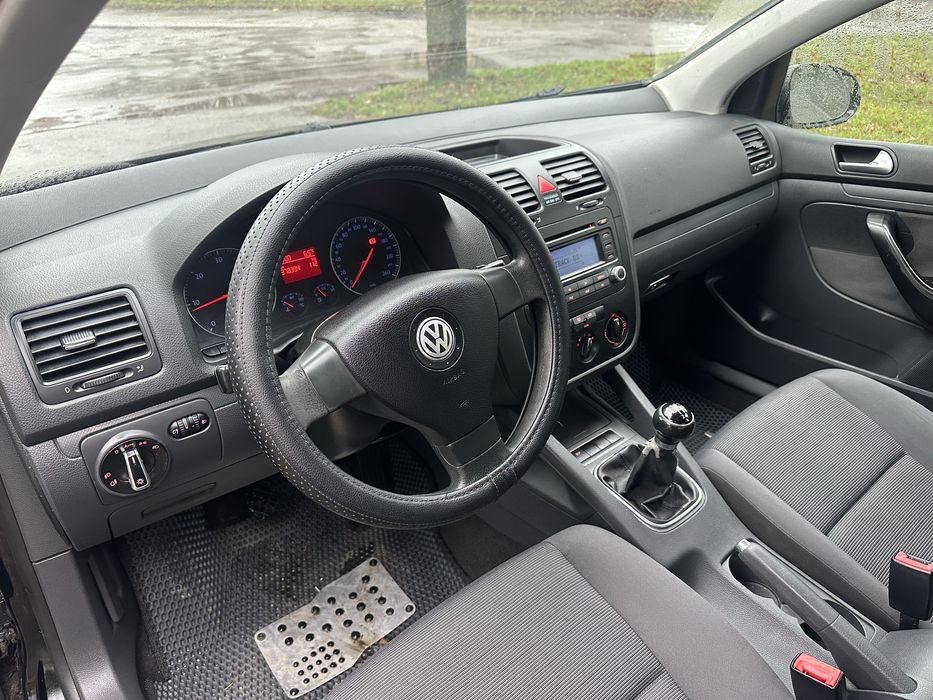 Volkswagen Golf V 1.9 TDI