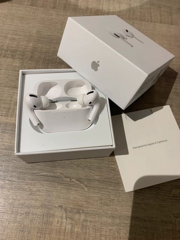 Навушники AirPods Pro 1-го покоління