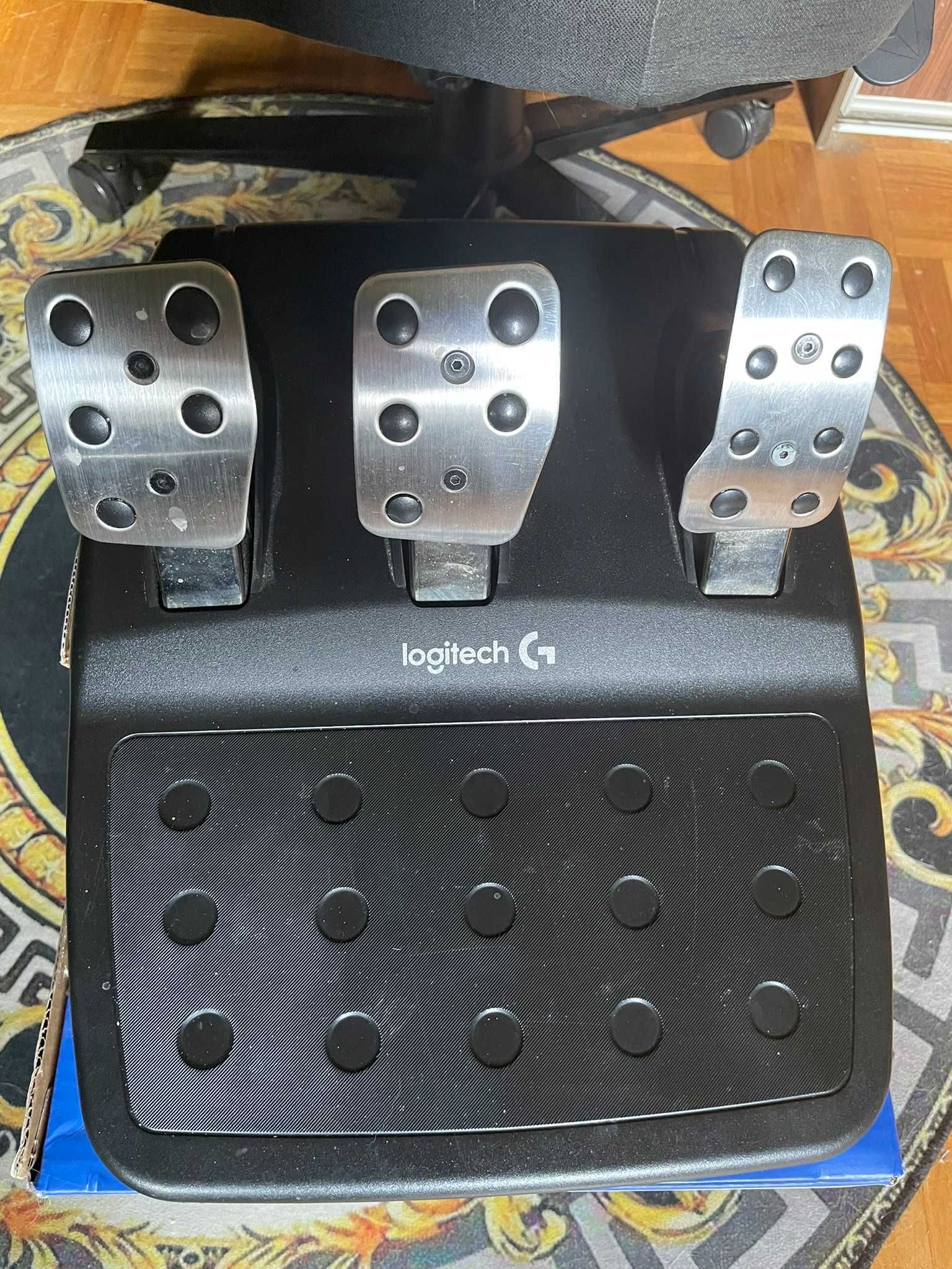 Logitech G29, prezent który się nie przyjął.