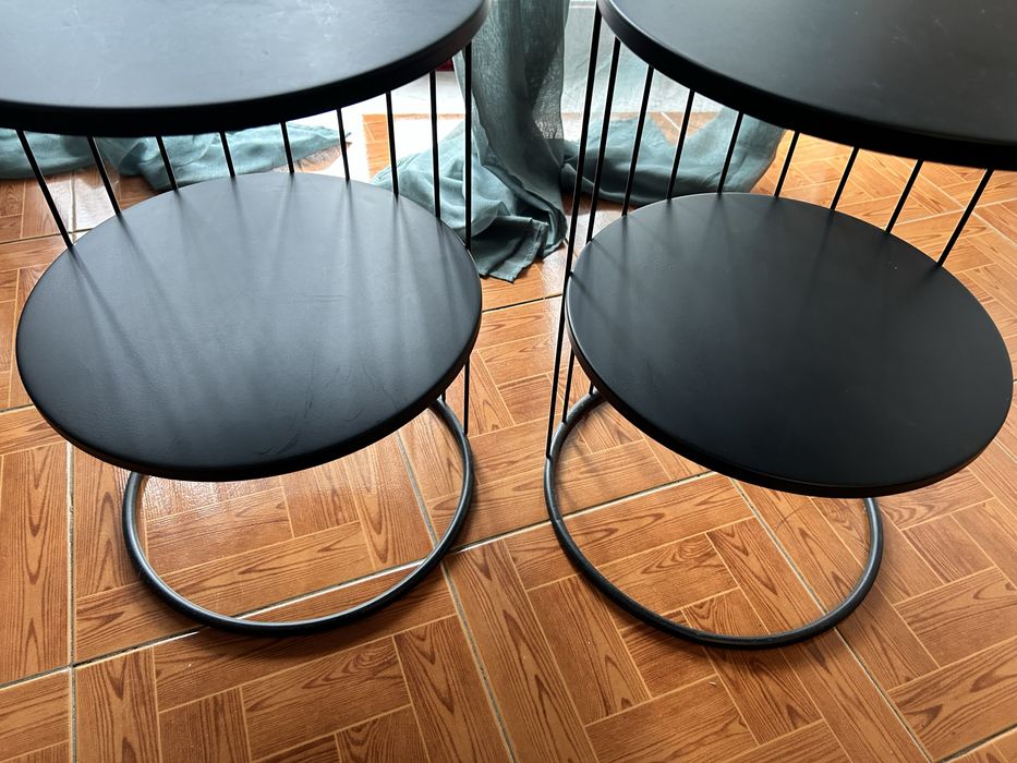 Conjunto espelho e mesinhaa cabeceira