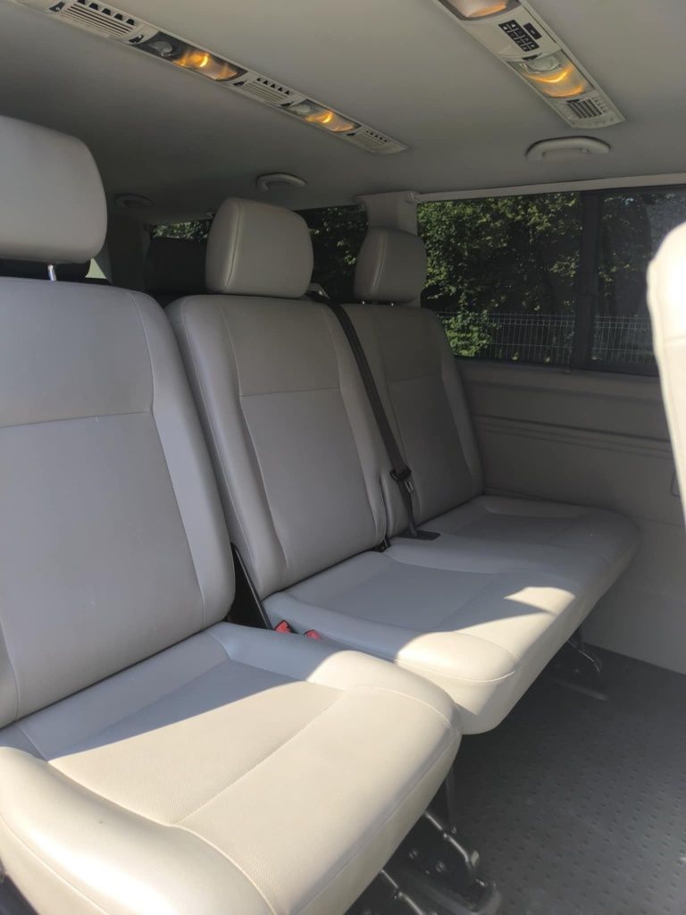 VW Caravelle T5 long
