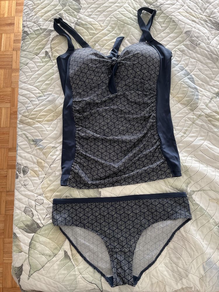 Conjunto de banho grávida