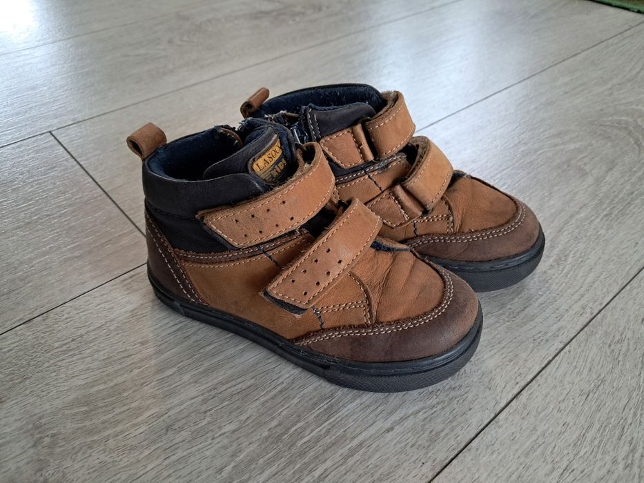 Półbuty skórzane Lasocki rozm. 25