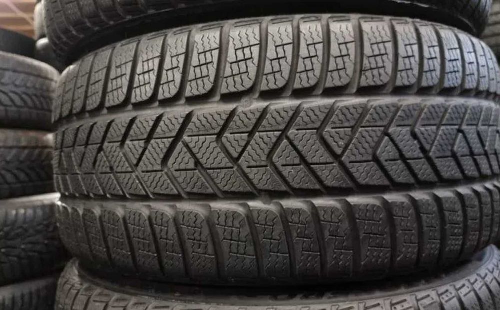 255/30 R20 PIRELLI WINTER SOTTOZERO 3 (90%) 235 245 265. 35 40 45 50