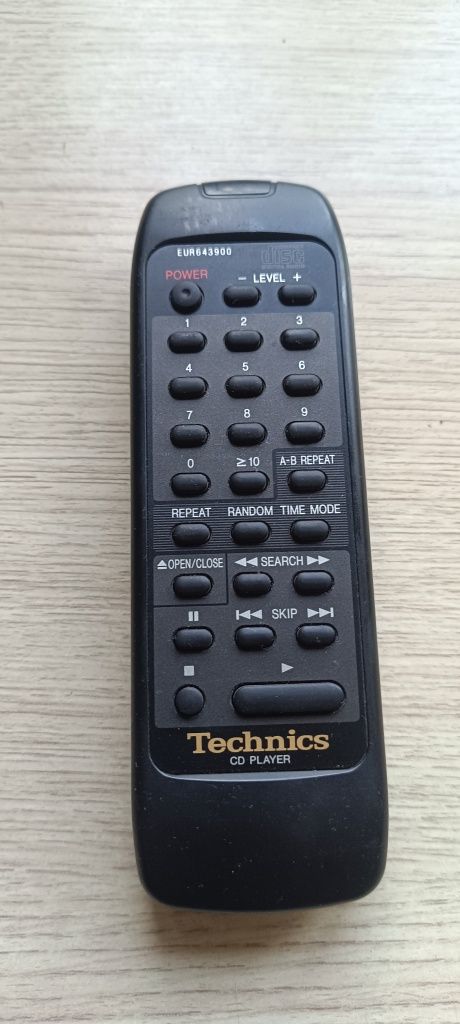 Orginalny pilot Technics eur643900 cd player sl