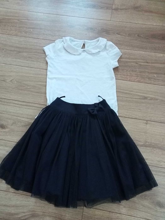 Strój galowy dla dziewczynki rozmiar 134-140