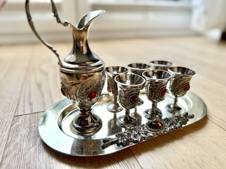 Elegancki Posrebrzany komplet 6 kieliszków + taca do nalewki, likieru