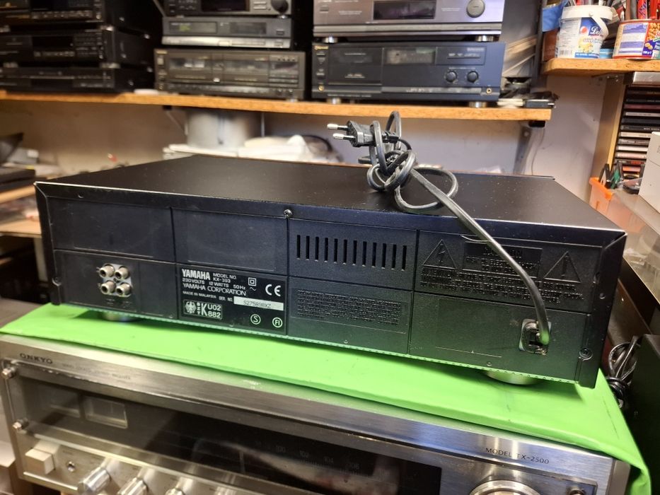 Magnetofon Yamaha KX-393
