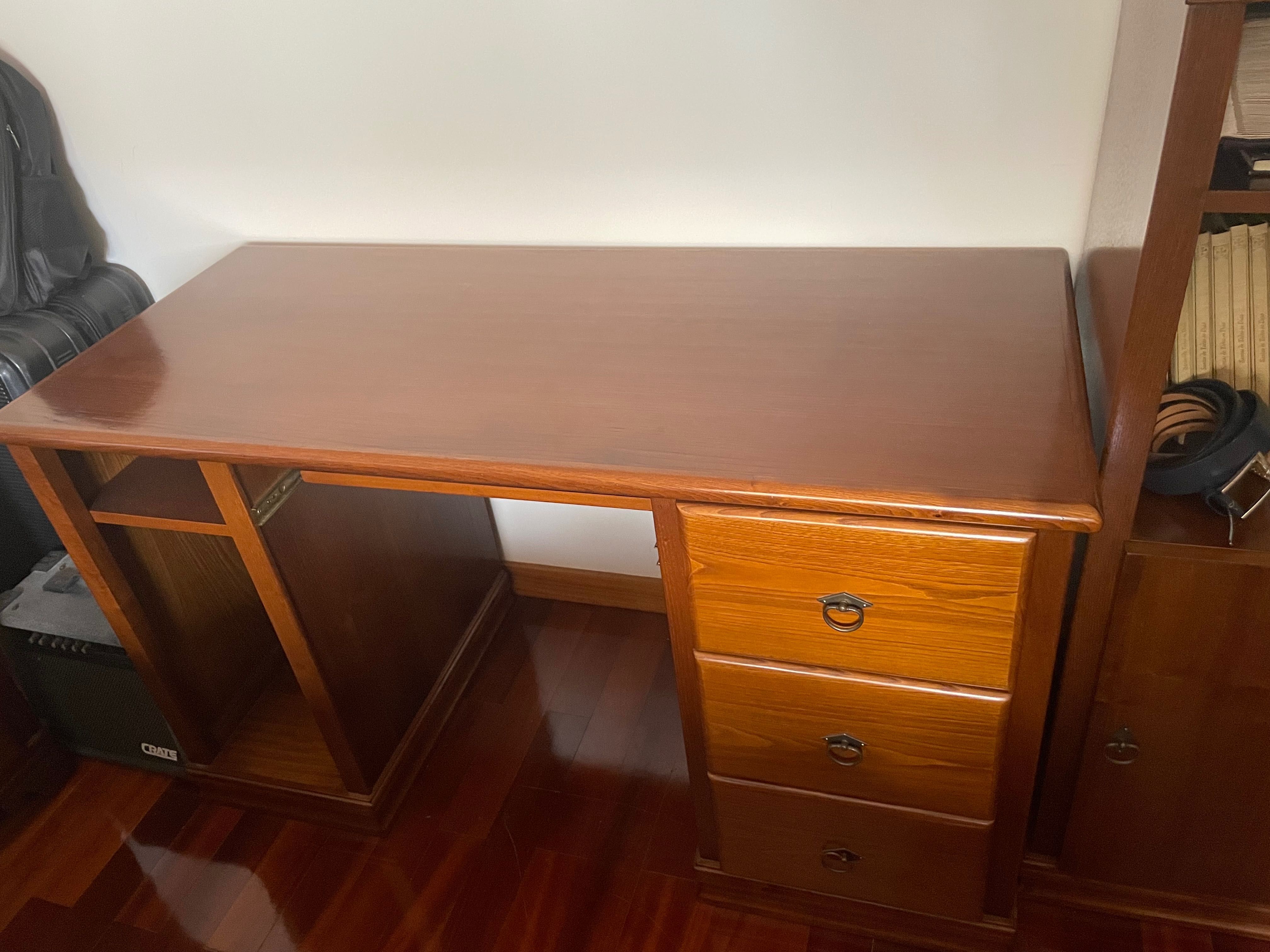 Secretaria completa com suporte teclado computador