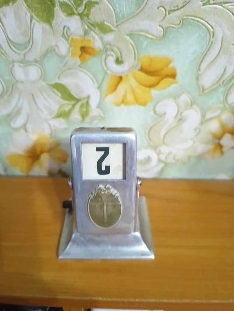 Перекідний календар