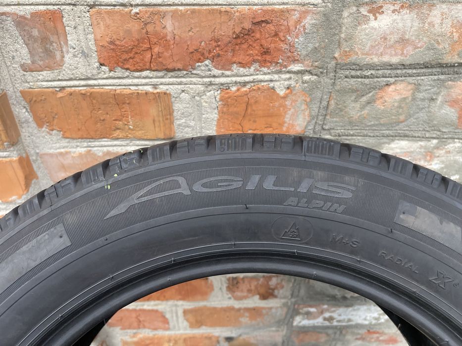 Резина Зима б/у Michelin 215/60R17C