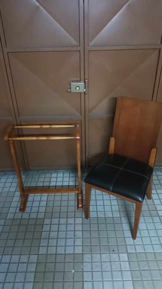 Bengaleiro e cadeira