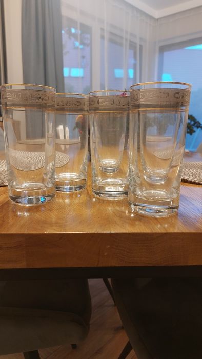 Szklanki 250 ml.