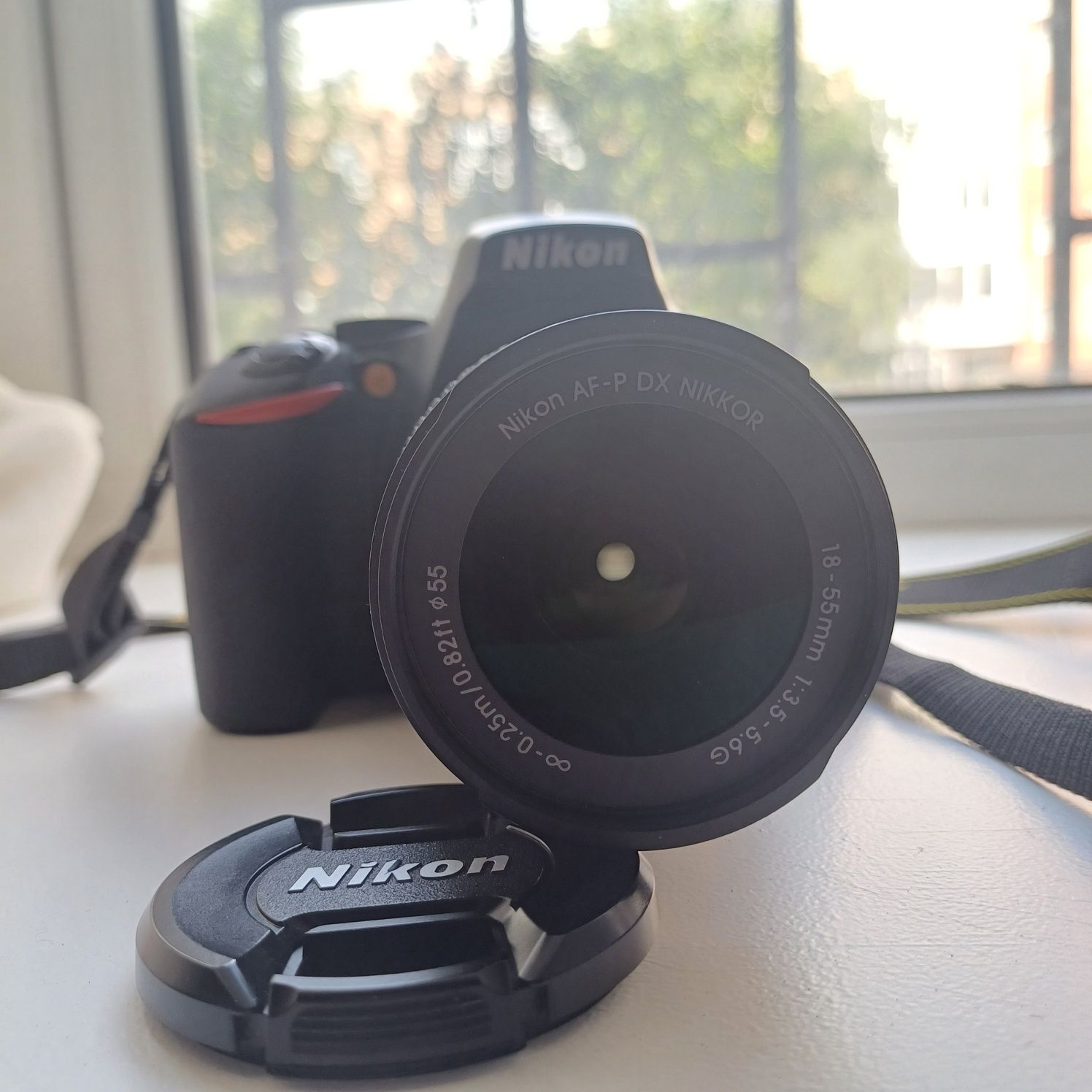 Продам Nikon D3500