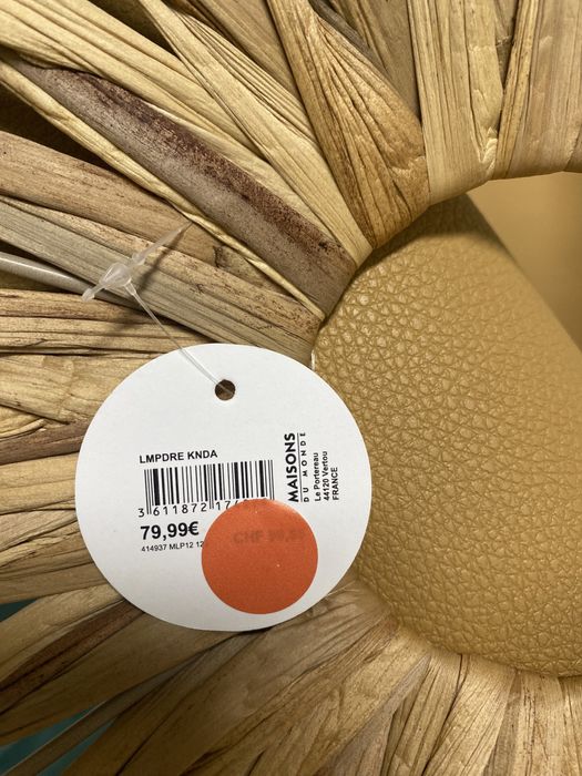 Abatjour de candeeiro em folha de bananeira