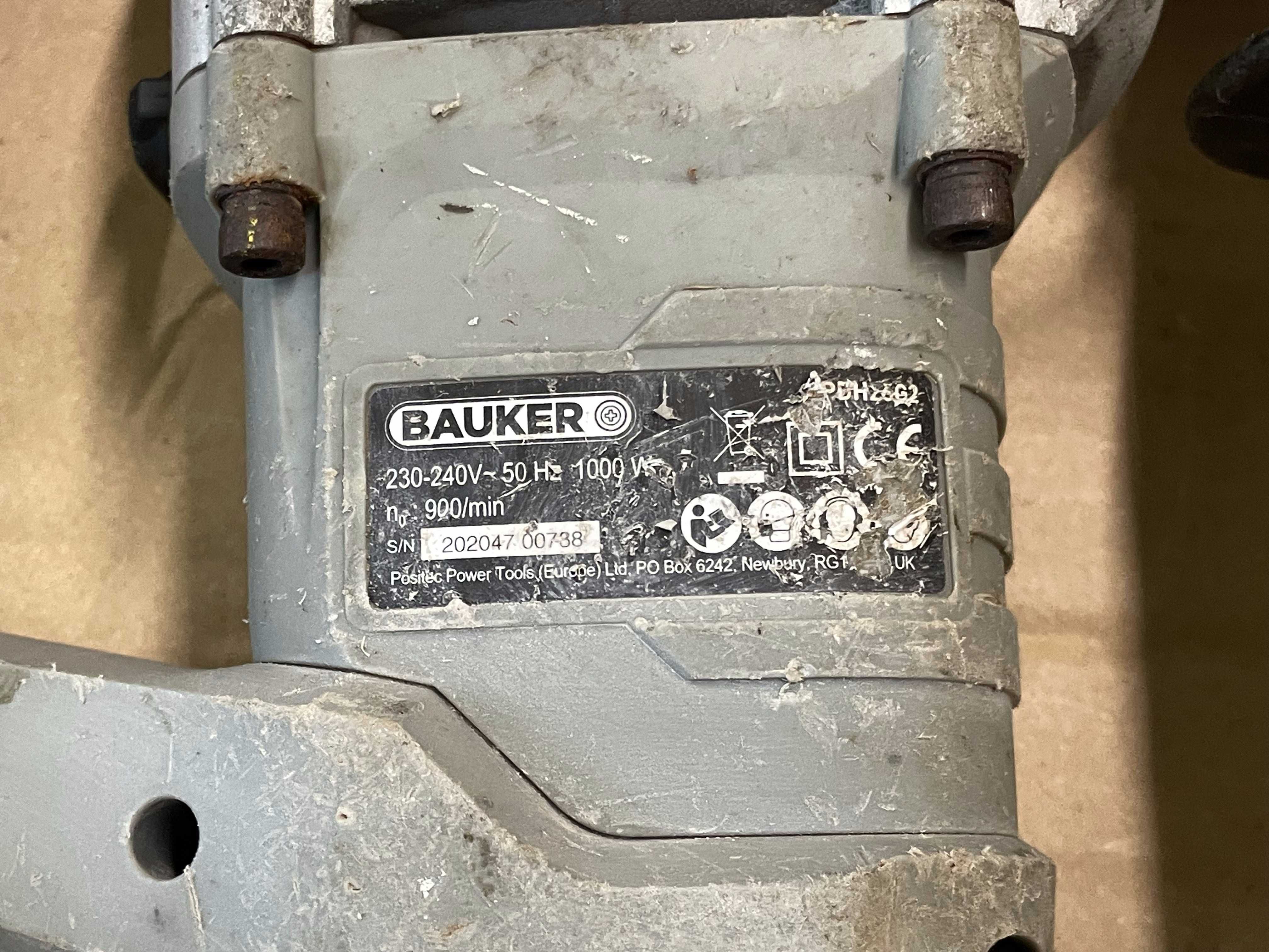 Młotowiertarka Młot udarowy 1000W 4J 230V Bauker PDH26G2 F-VAT
