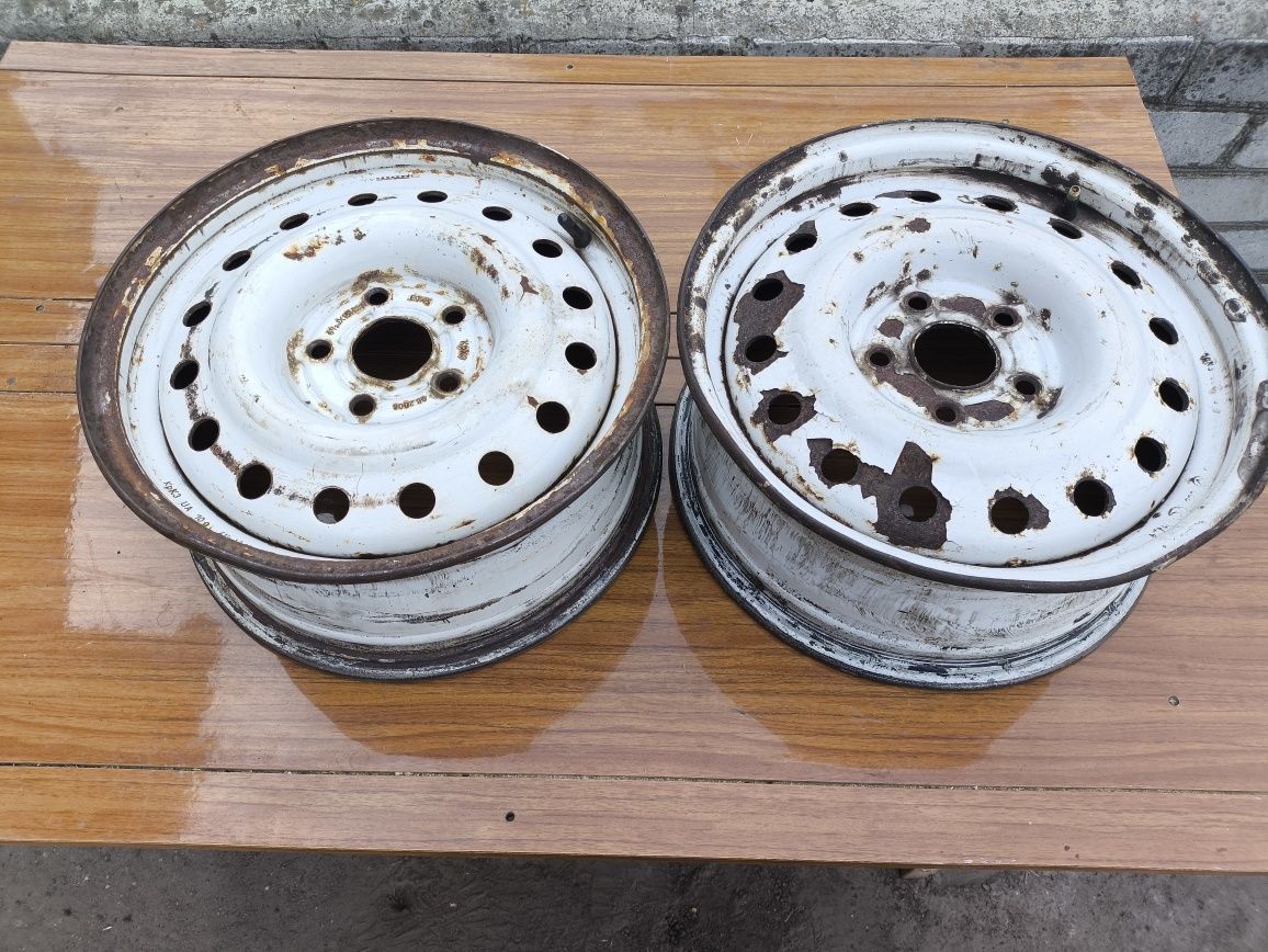 Продам диски на волгу 3110 R15