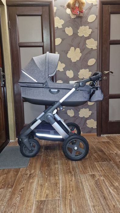 Коляска Stokke trailz