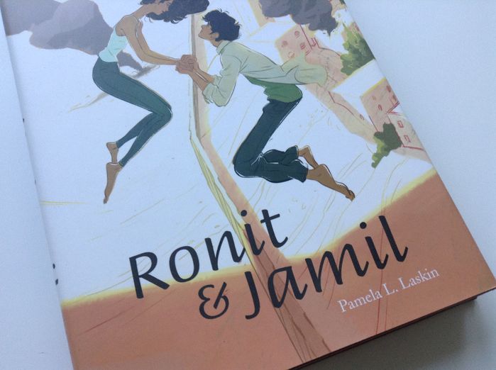 RONIT & JAMIL książka po angielsku z USA nauka języka filologia