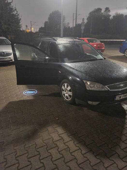 Ford mondeo turniet MK3 2.0 tdci 130km 2005 rok