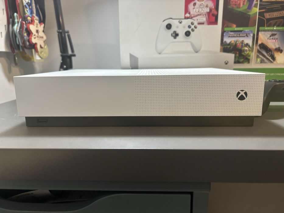 X box one s nowy