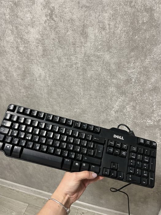 Рабочая клавиатура Dell Sk-8115