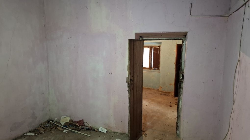 Casa à venda em Famões – Bombarral | 80m² |