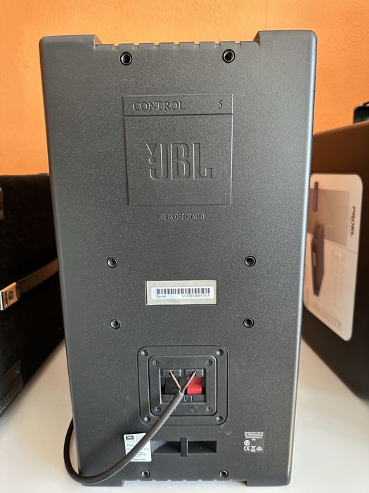 Coluna JBL Control 5 par ( novas com garantia )