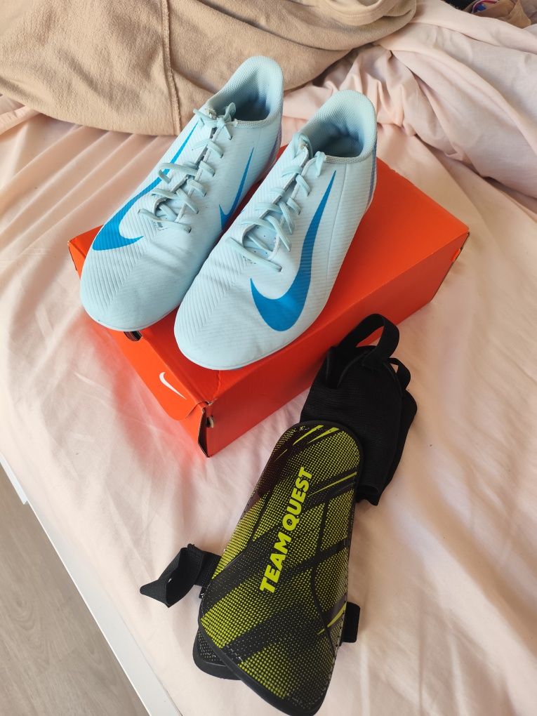 Nike Mercurial pouco uso