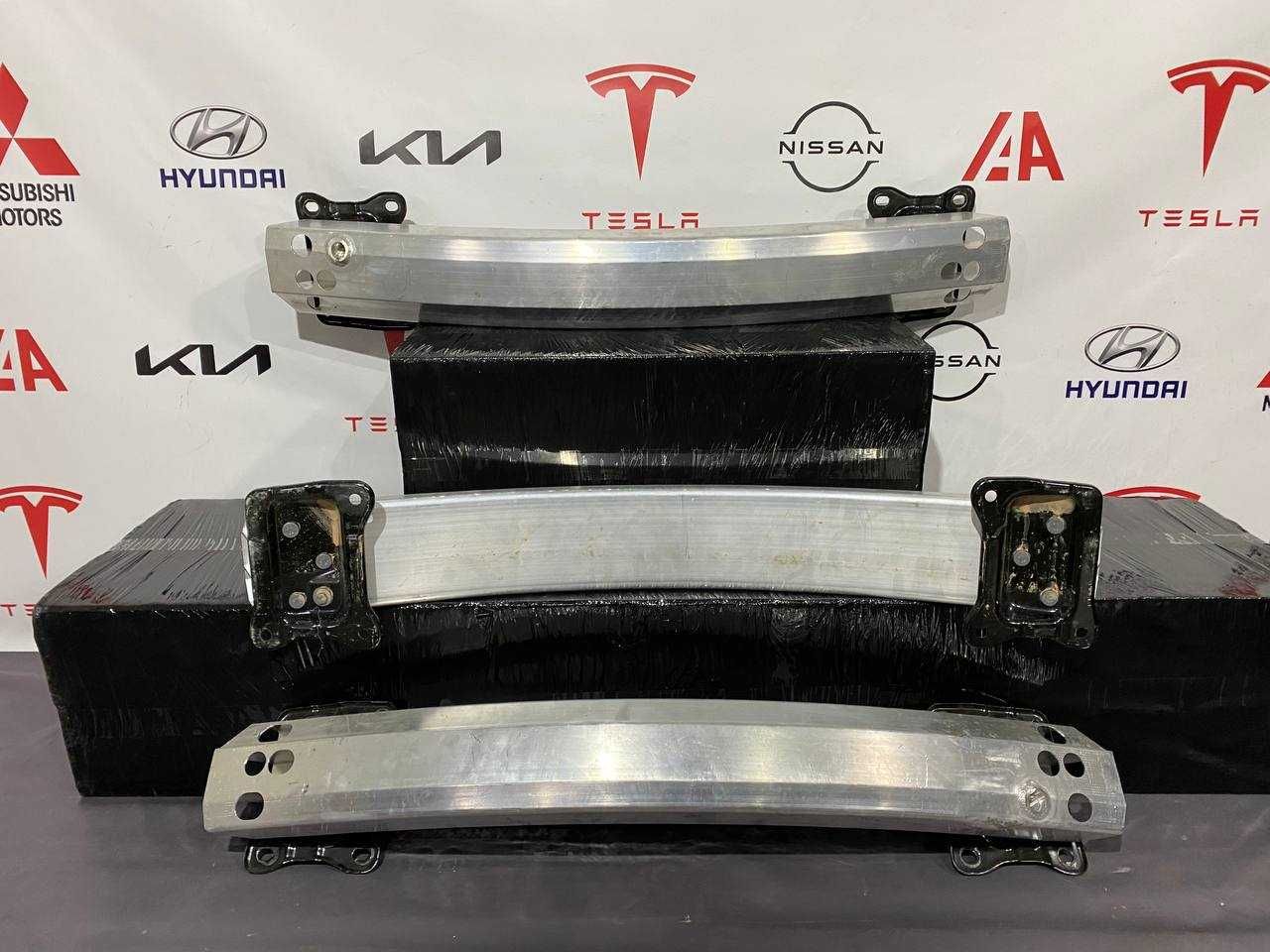 Підсилювач заднього бампера Tesla Model Y 1487616-00-A